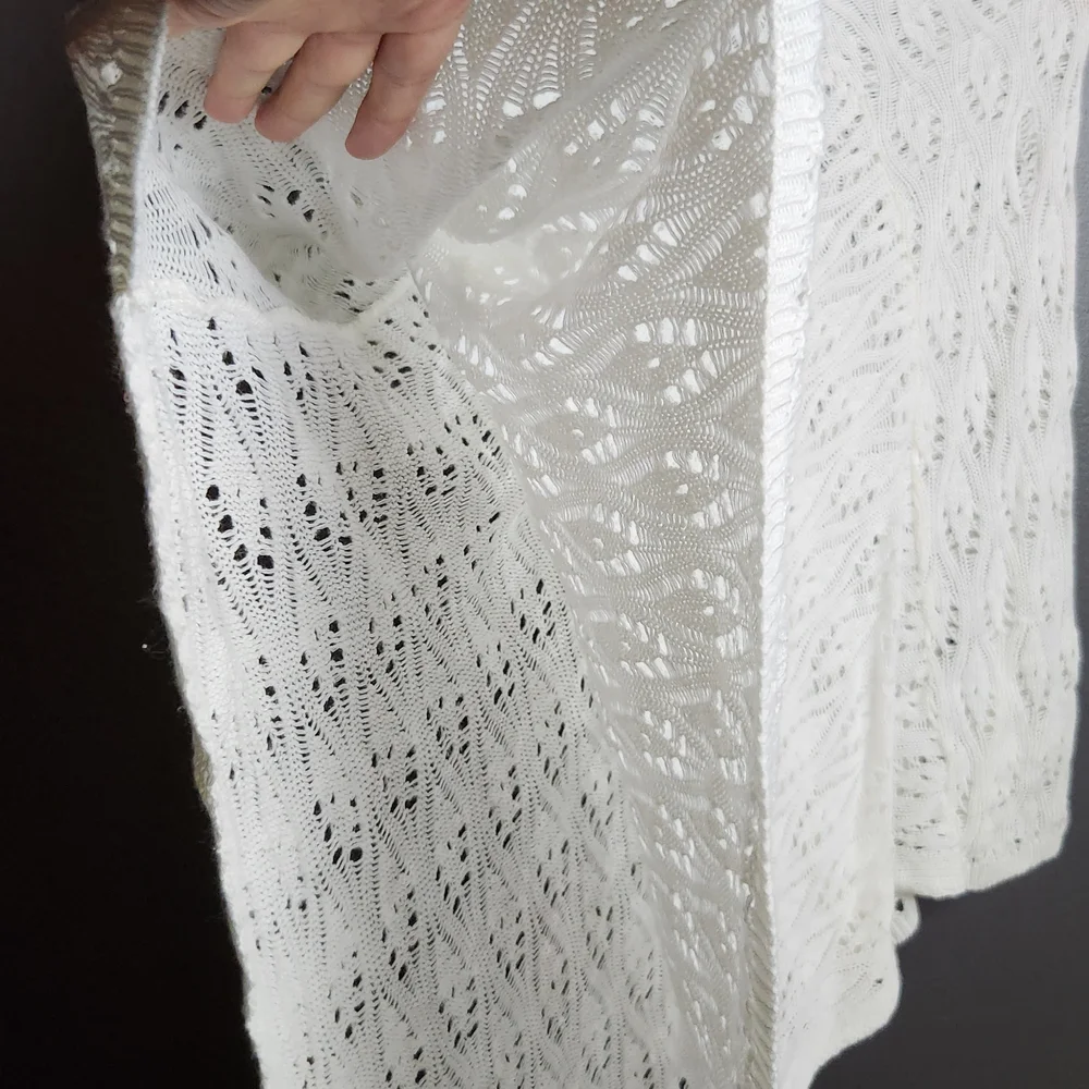 White Crochet Poncho - Picture 6 of 8